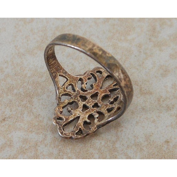 Vintage Sterling Open Work Shield Ring , Size 7 3/4 - Picture 8 of 10